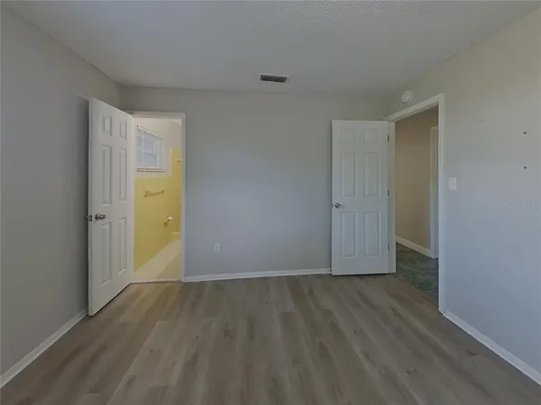 $2,549 | Undisclosed Address, Largo, FL 33771