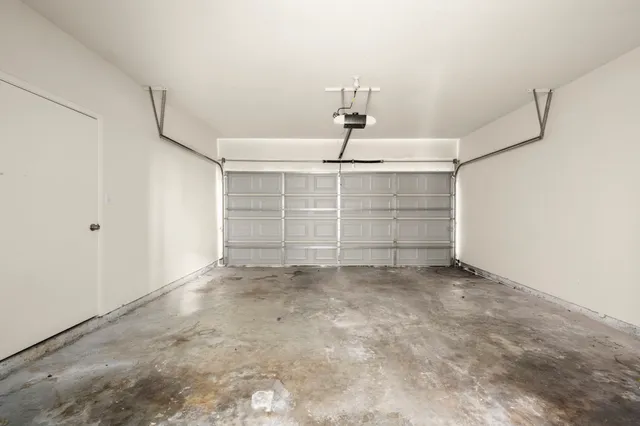 a view of a garage room