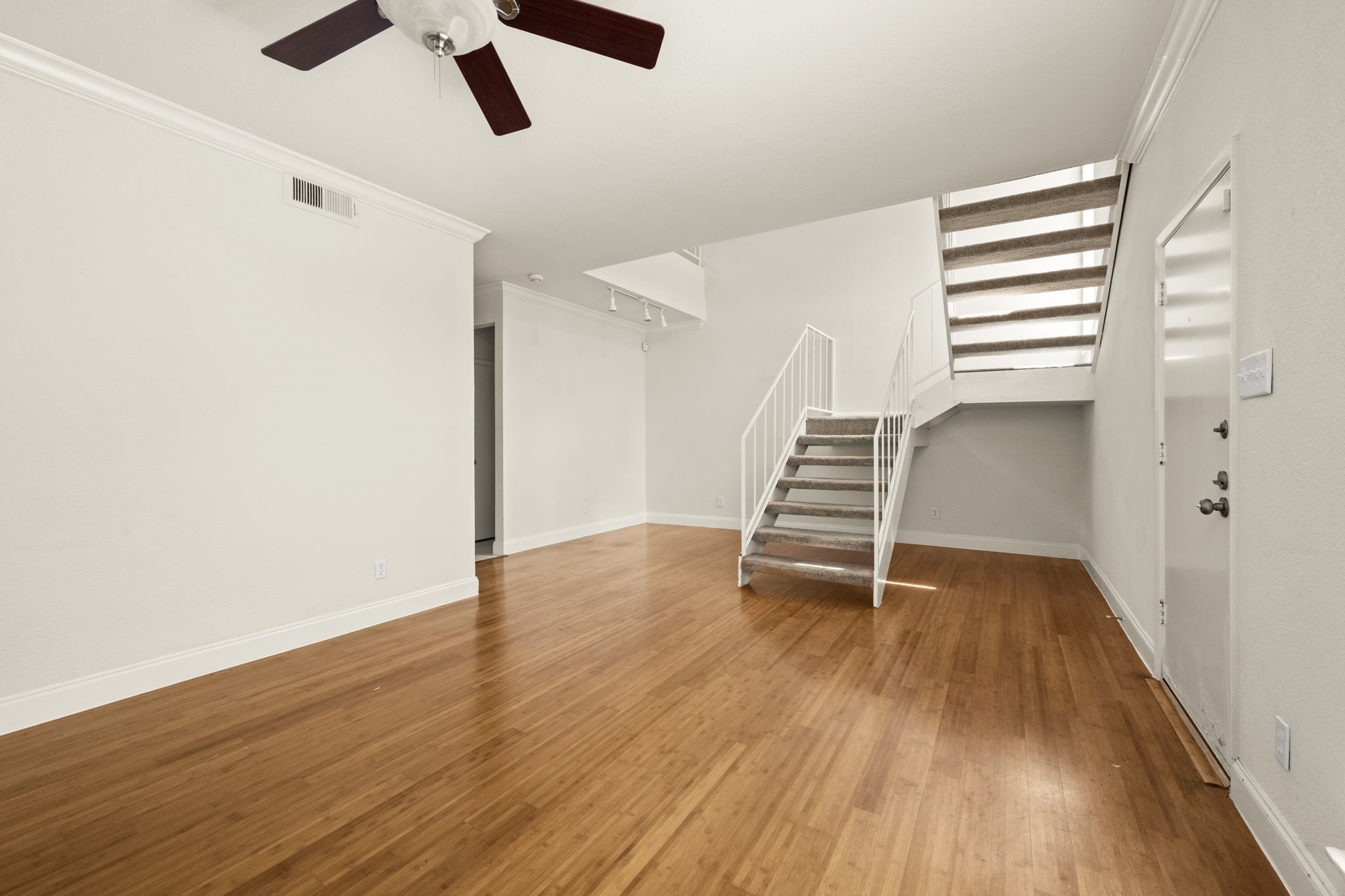 1115 Augusta, Unit 6 Houston, TX 77057 - Photo 8 of 25