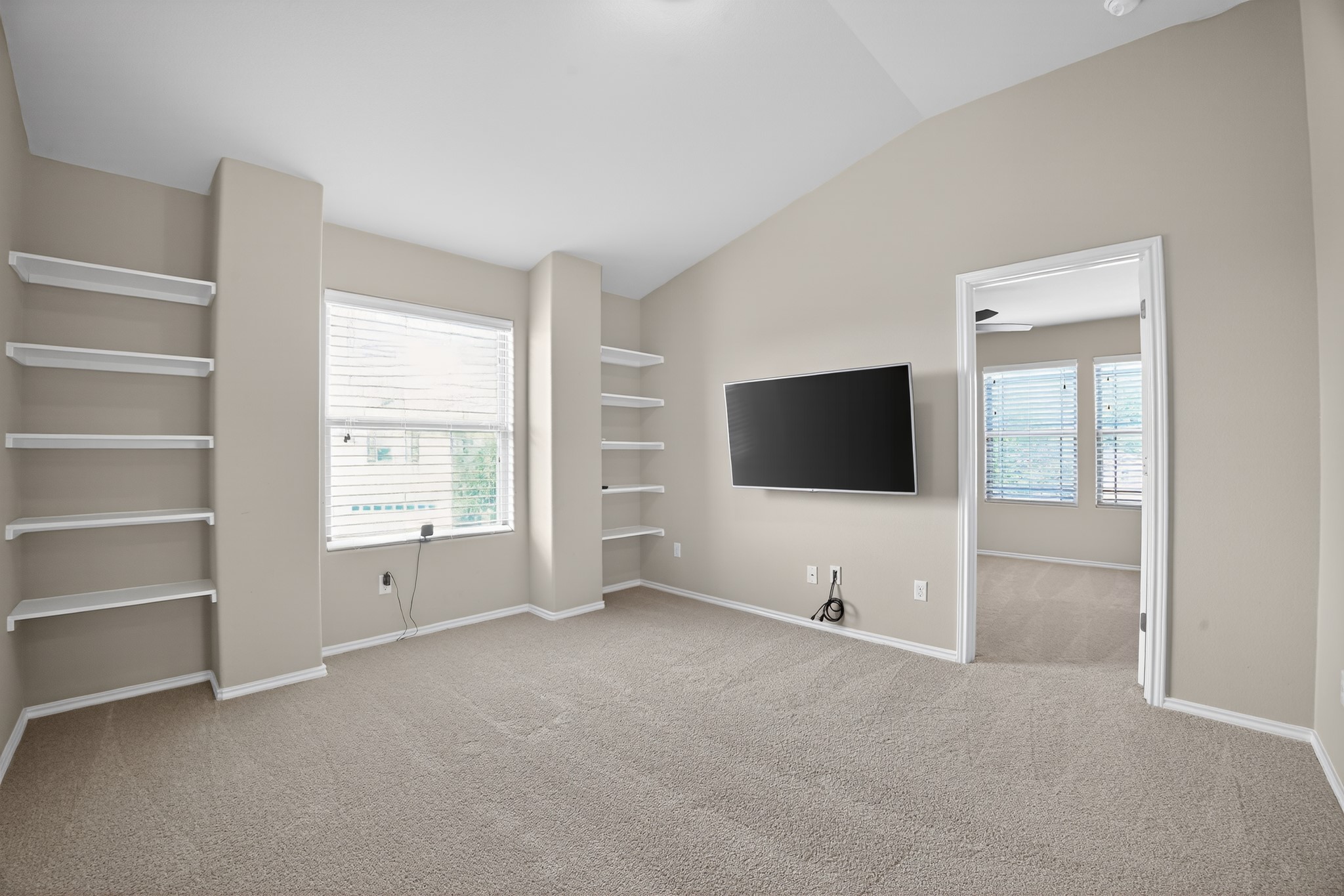 16816 Ruggio Road Pflugerville, TX 78660 - Photo 23 of 30 Game room/Flex room upstairs