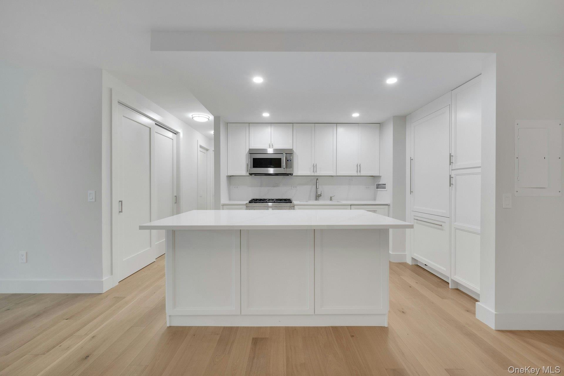 1270 North Avenue, Unit 1P New Rochelle, NY 10804 - Photo 8 of 35