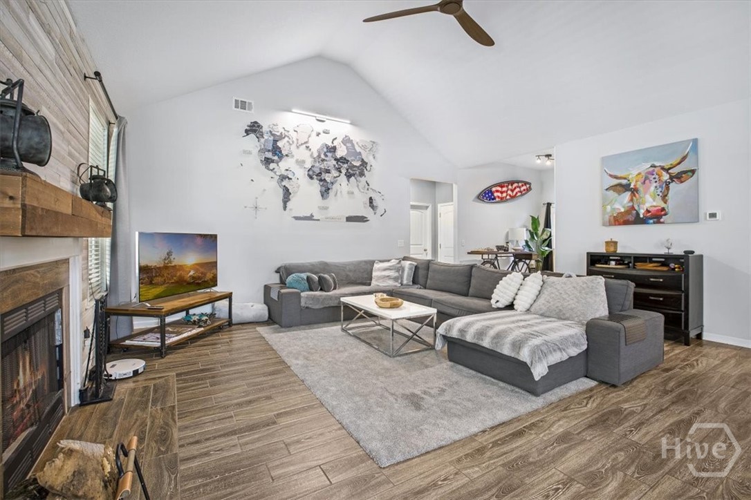 107 Buford Hill Road Eden, GA 31307 - Photo 15 of 51 FAMILY ROOM