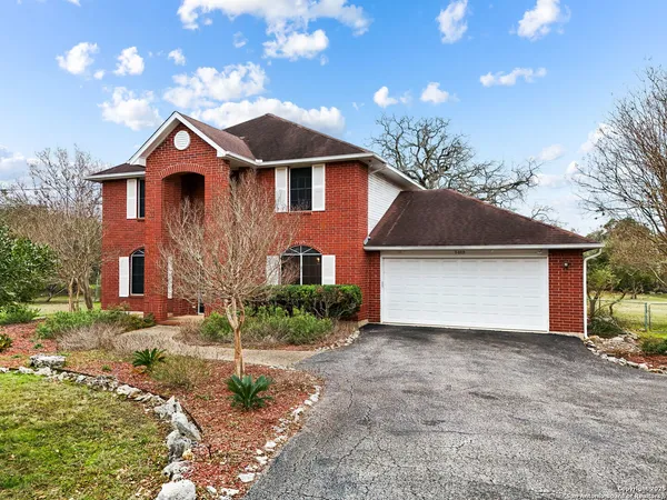 $2,600 | 5462 Circle Oak Drive, Bulverde, TX 78163