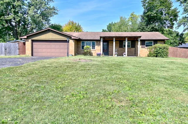 $224,900 | 410 East Southport Road, Indianapolis, IN 46227