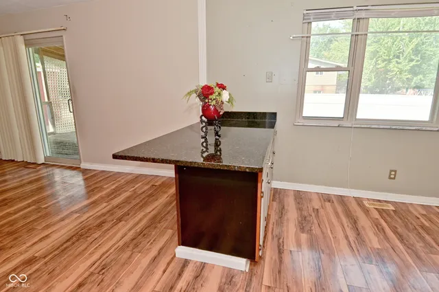 $224,900 | 410 East Southport Road, Indianapolis, IN 46227