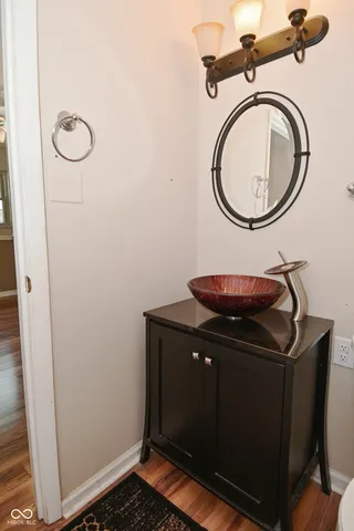 $224,900 | 410 East Southport Road, Indianapolis, IN 46227