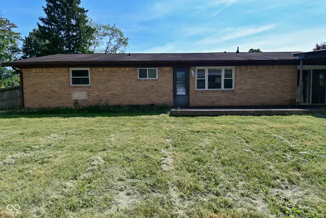 $224,900 | 410 East Southport Road, Indianapolis, IN 46227