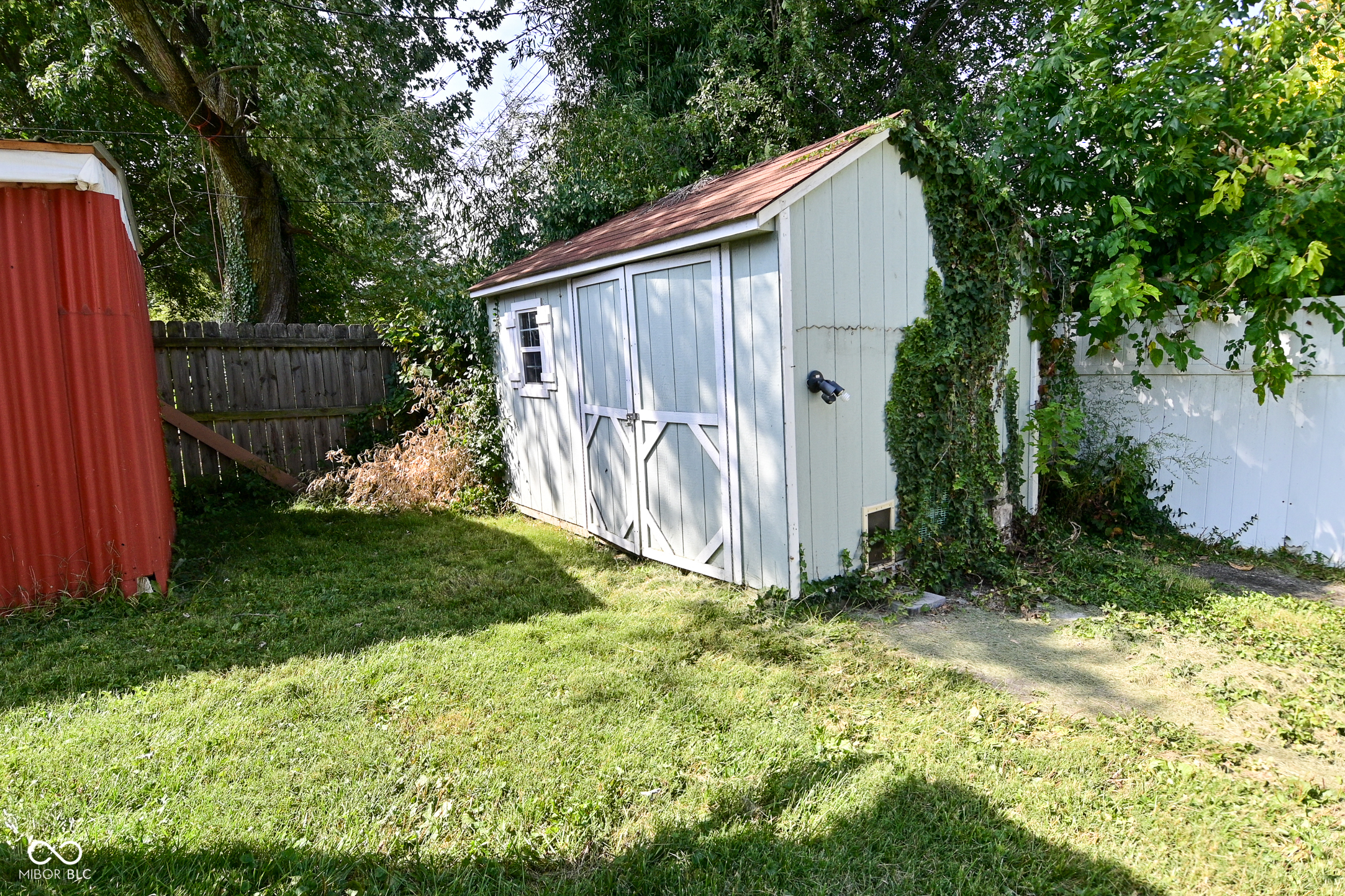 410 East Southport Road Indianapolis, IN 46227 - Photo 25 of 28