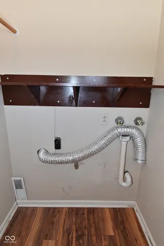 $224,900 | 410 East Southport Road, Indianapolis, IN 46227