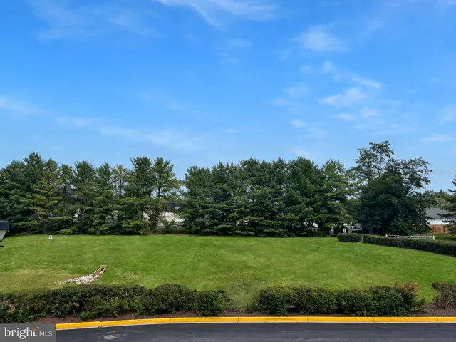 $239,900 | 2023 Rudy Serra Drive, Unit 2D, Eldersburg, MD 21784