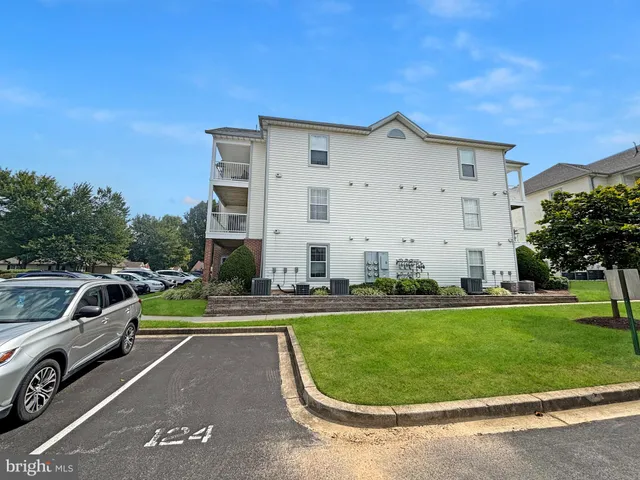 $239,900 | 2023 Rudy Serra Drive, Unit 2D, Eldersburg, MD 21784
