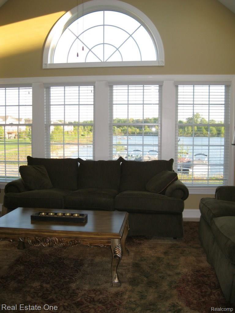 24881 Reeds Pointe Drive Novi, MI 48374 - Photo 28 of 45 Sunroom Vert.jpg