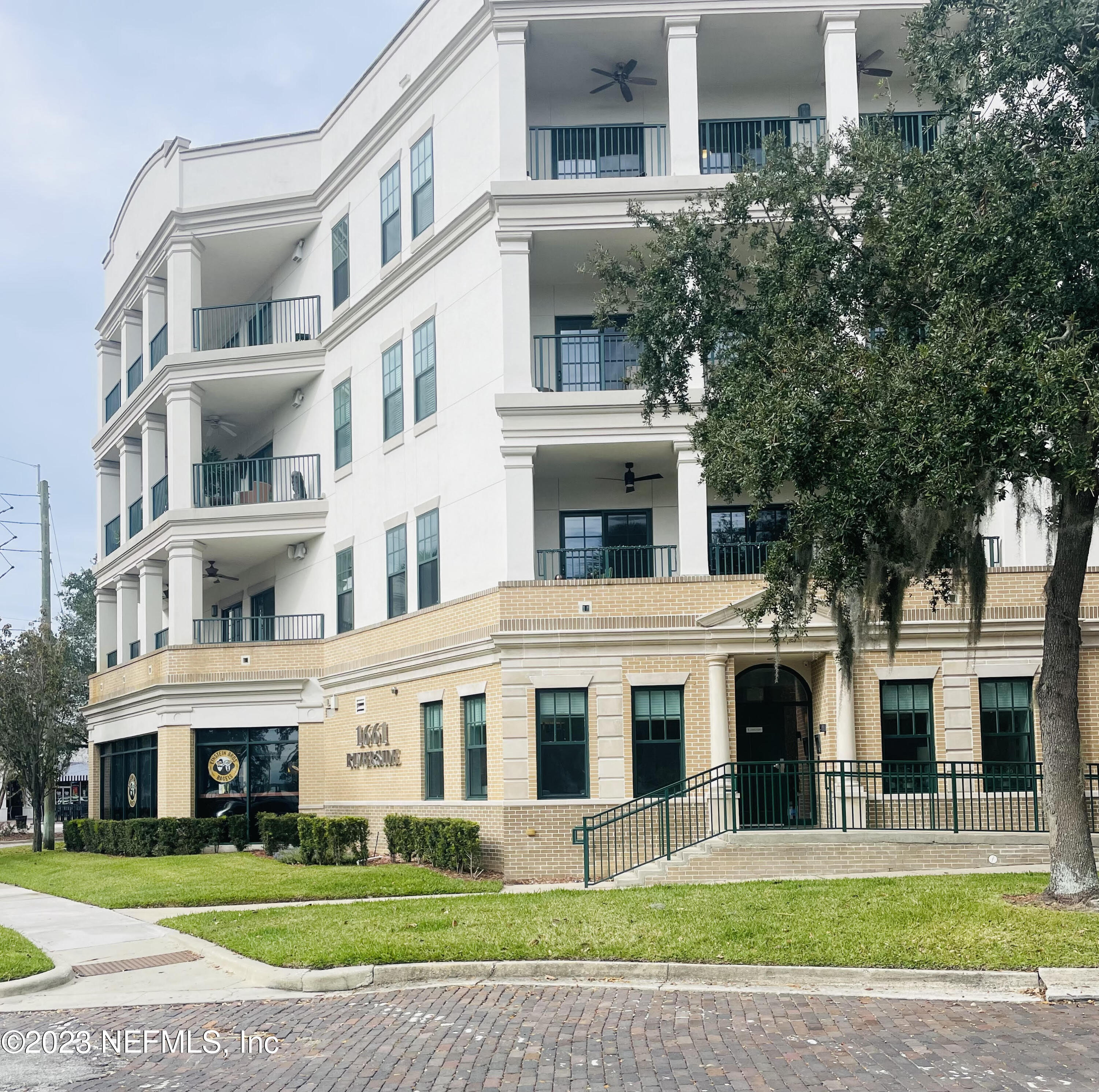 1661 Riverside Avenue, Unit 119 Jacksonville, FL 32204 - Photo 40 of 45 a front view of a multi story building