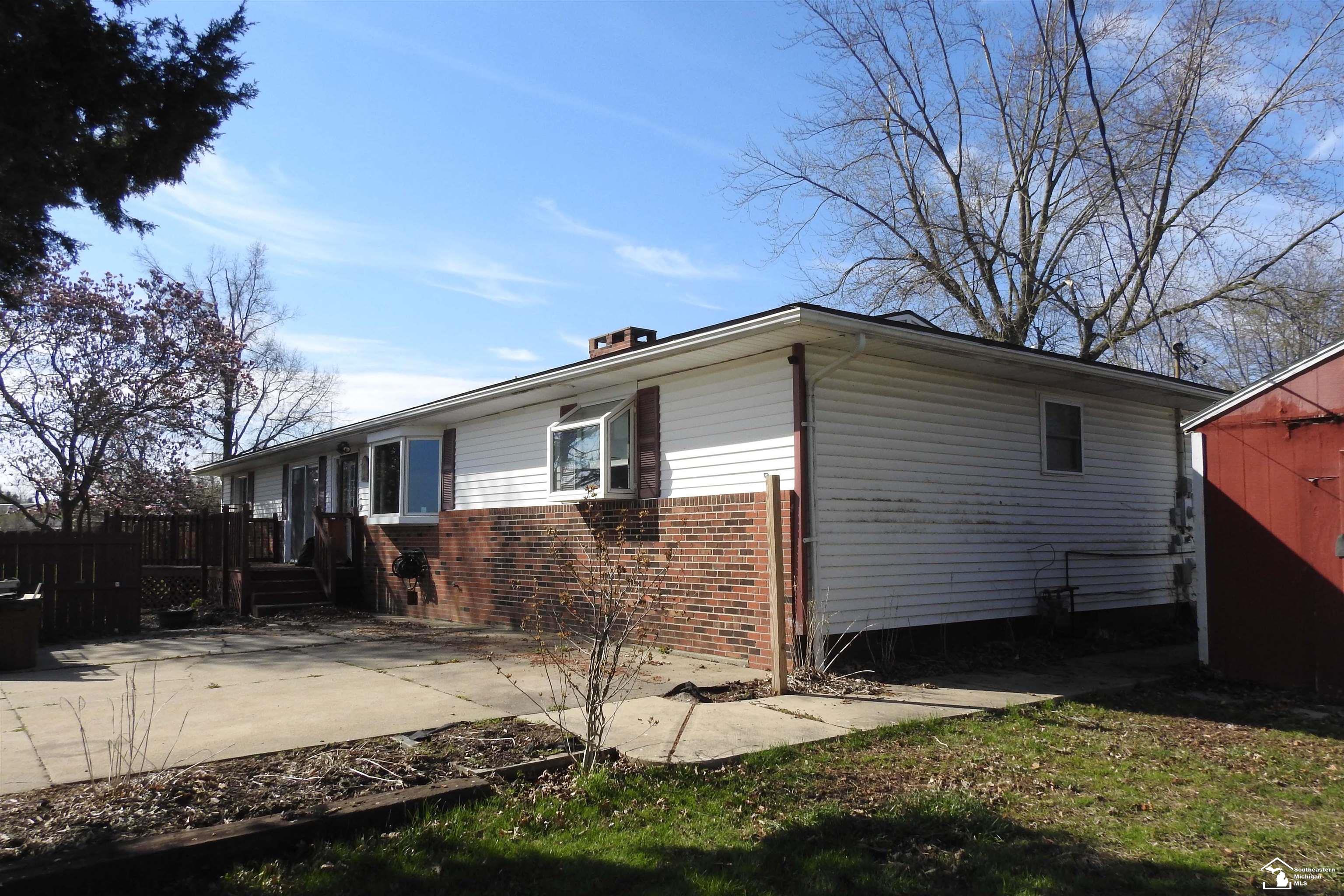 4571 Bluebush Road Monroe, MI 48162 - Photo 5 of 35