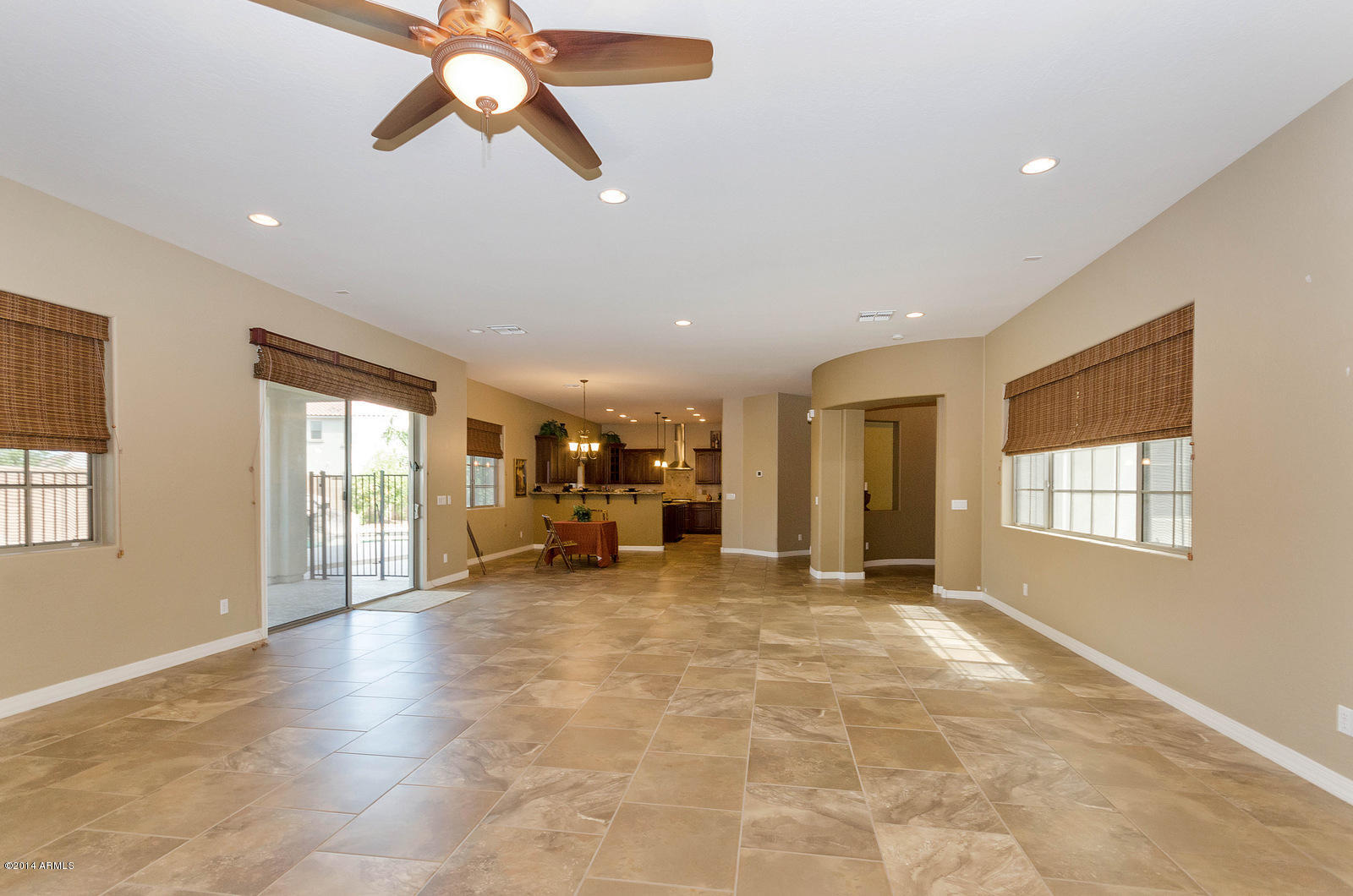 6270 South Rochester Drive Gilbert, AZ 85298 - Photo 4 of 40 16-DSC_4455