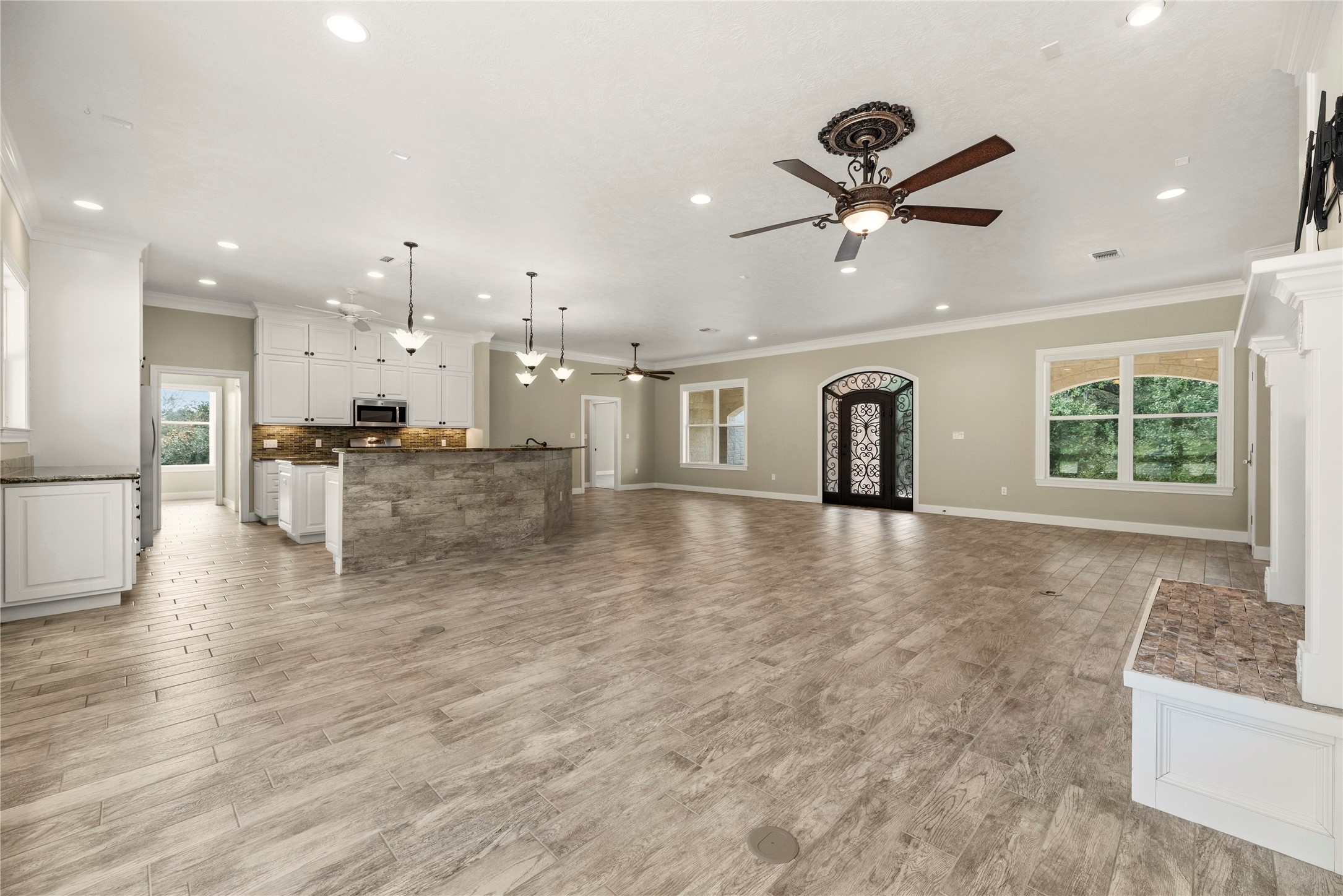 2051 Hillview Road Bellville, TX 77418 - Photo 47 of 47 Open floor plan.