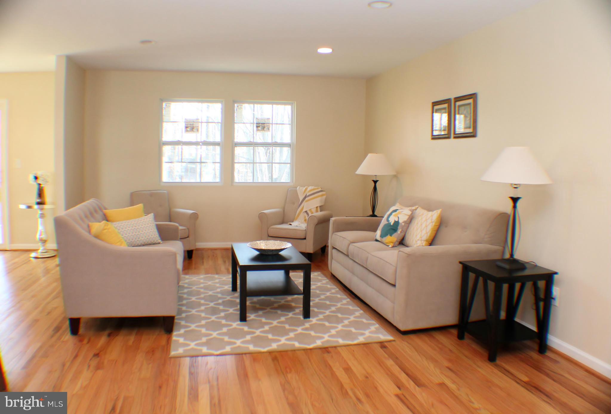3627 Templar Road Randallstown, MD 21133 - Photo 4 of 25 Living Room