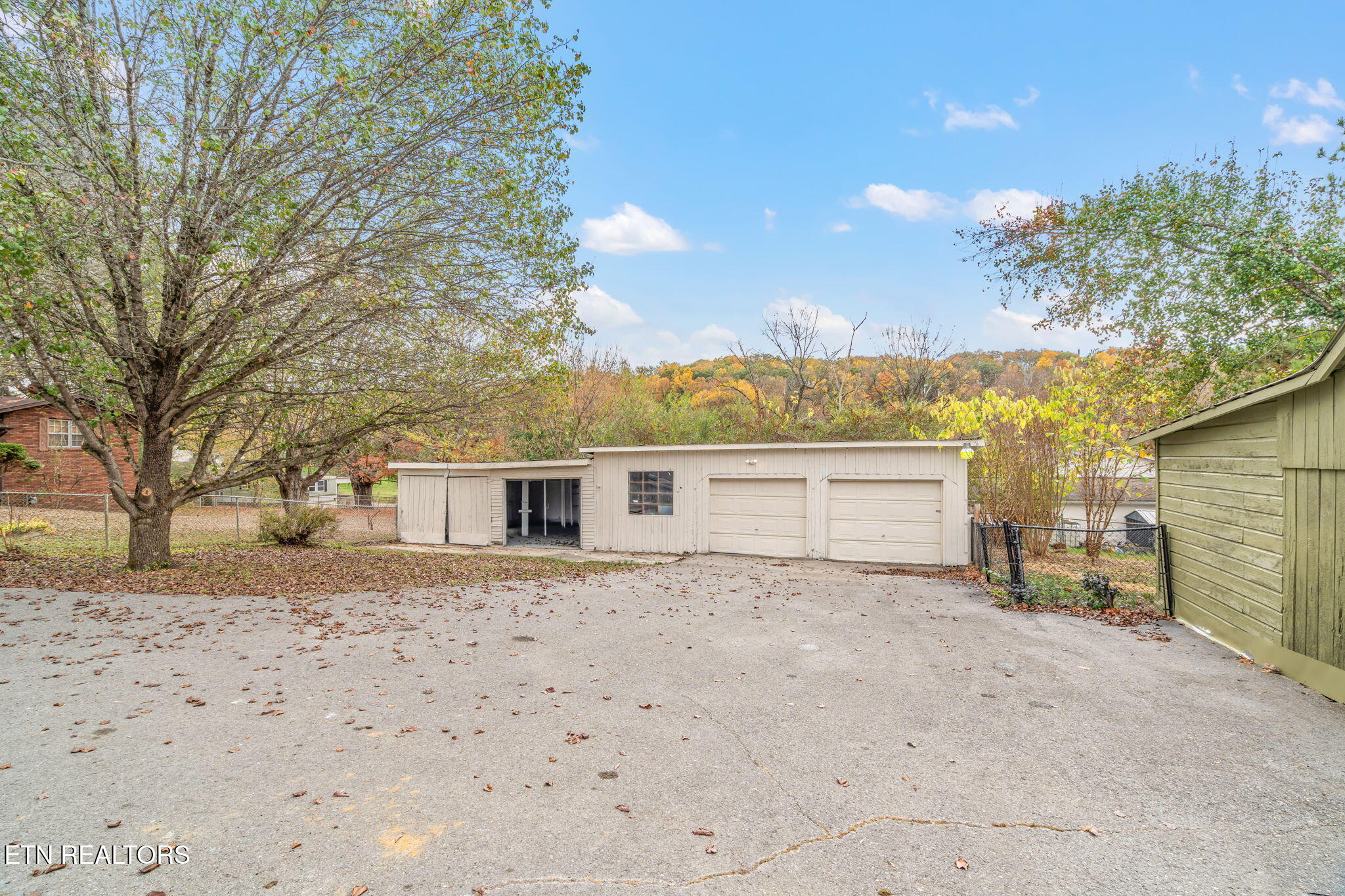 2372 Mynatt Road Knoxville, TN 37918 - Photo 40 of 53 51-web-or-mls-2372 Mynatt Road-52