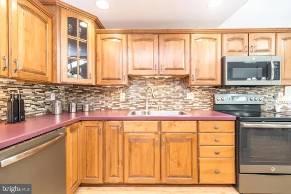 $450,000 | 26 Shirley Road, Hatboro, PA 19040