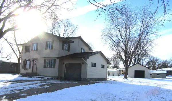 $254,000 | 1333 Walnut Street, Dawson, MN 56232