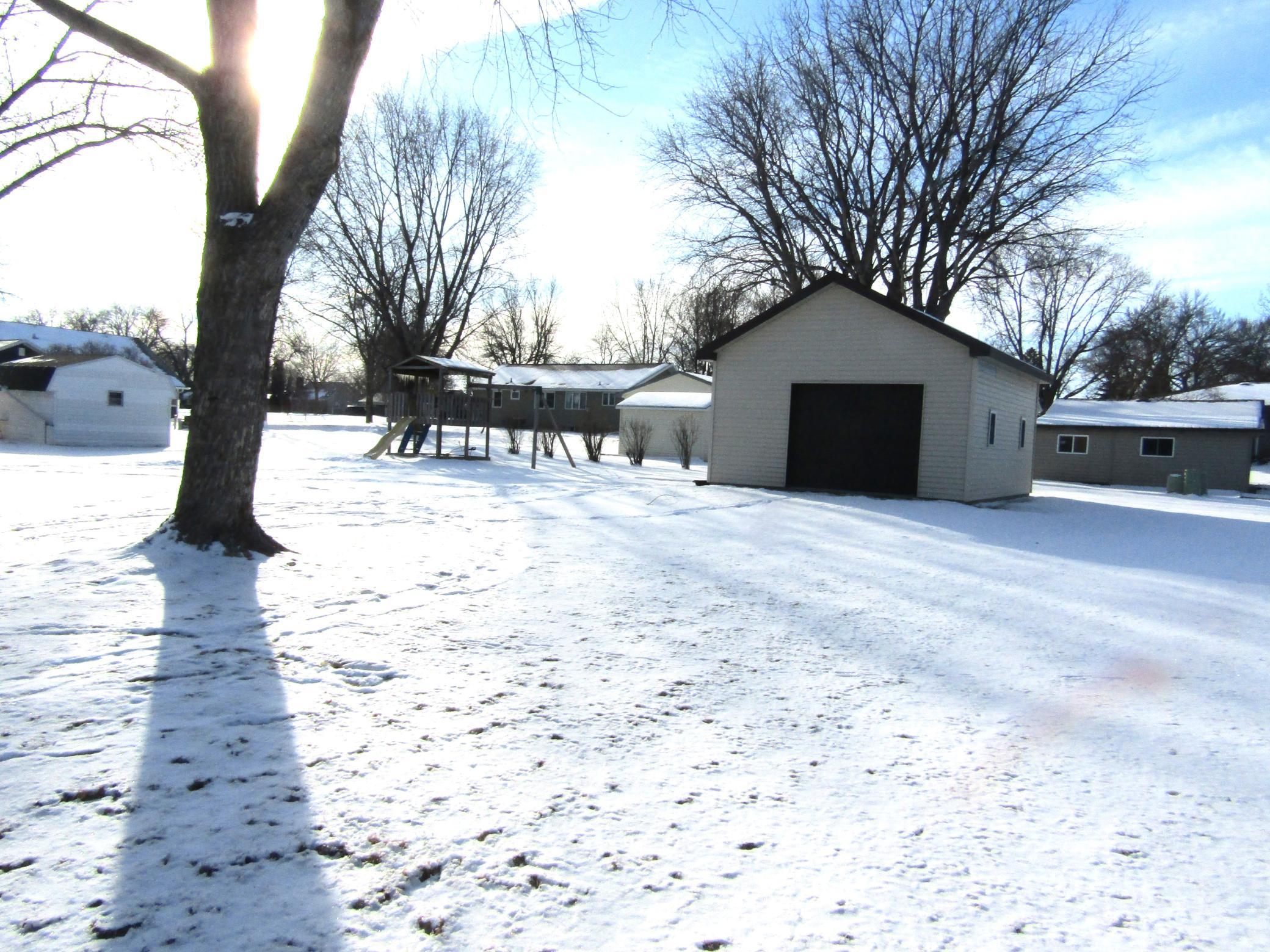 1333 Walnut Street Dawson, MN 56232 - Photo 4 of 47