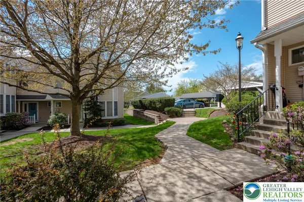 $2,600 | 3418 Park Place, Bethlehem, PA 18017