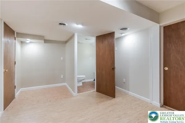 $2,600 | 3418 Park Place, Bethlehem, PA 18017