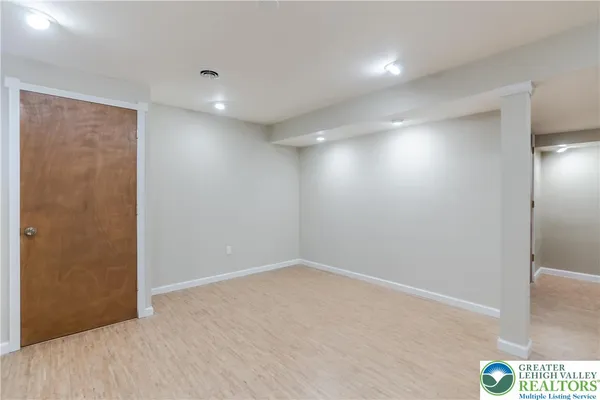 $2,600 | 3418 Park Place, Bethlehem, PA 18017