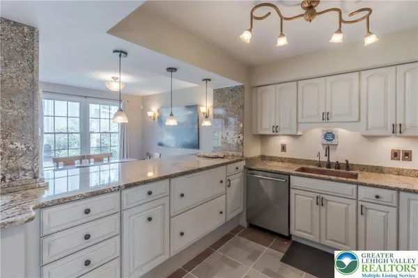 $2,600 | 3418 Park Place, Bethlehem, PA 18017