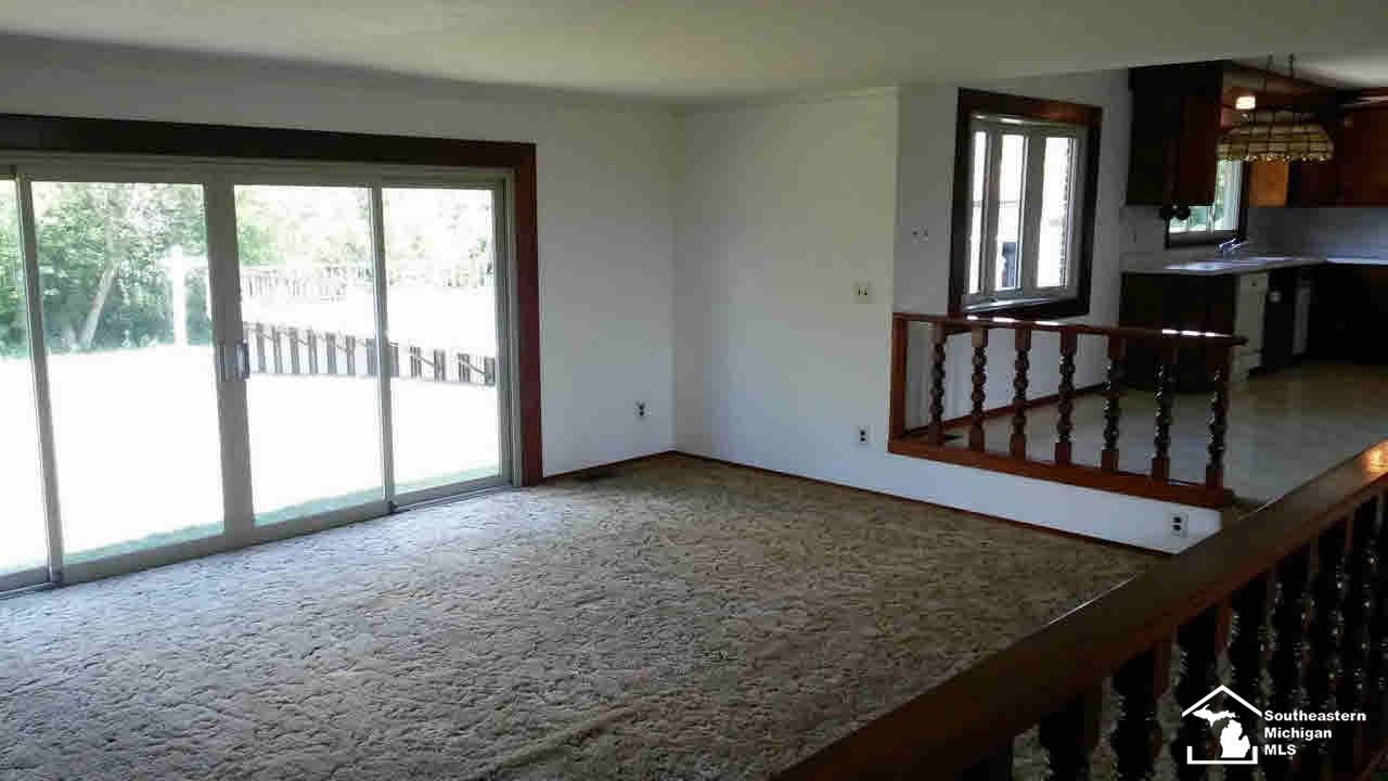 4765 Post Road Newport, MI 48166 - Photo 4 of 23 Family Room