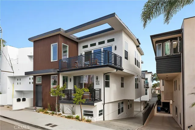$3,495,000 | 1022 17th Street, Hermosa Beach, CA 90254