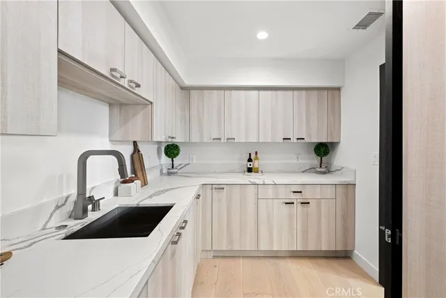 $3,495,000 | 1022 17th Street, Hermosa Beach, CA 90254