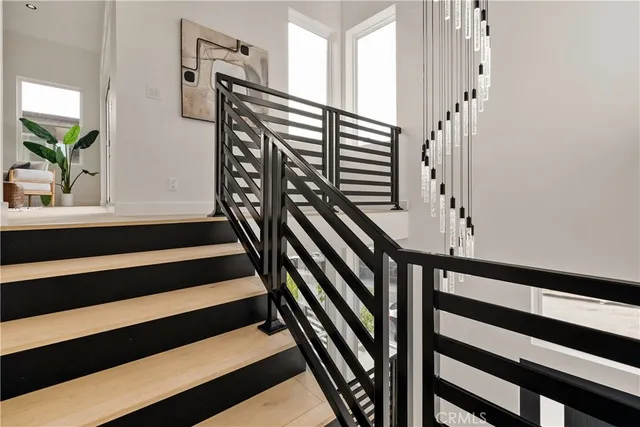 $3,495,000 | 1022 17th Street, Hermosa Beach, CA 90254