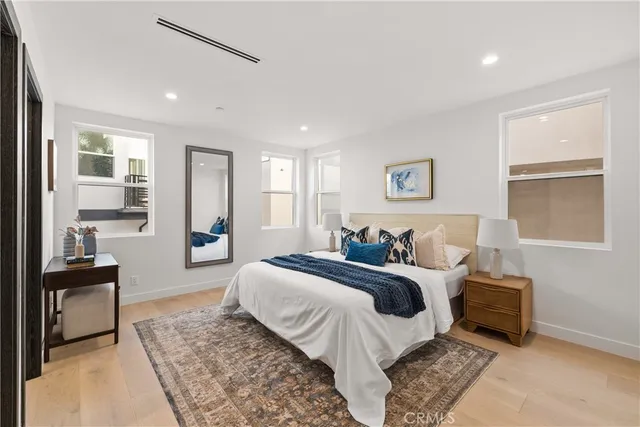 $3,495,000 | 1022 17th Street, Hermosa Beach, CA 90254