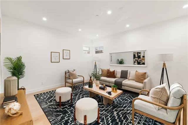 $3,495,000 | 1022 17th Street, Hermosa Beach, CA 90254