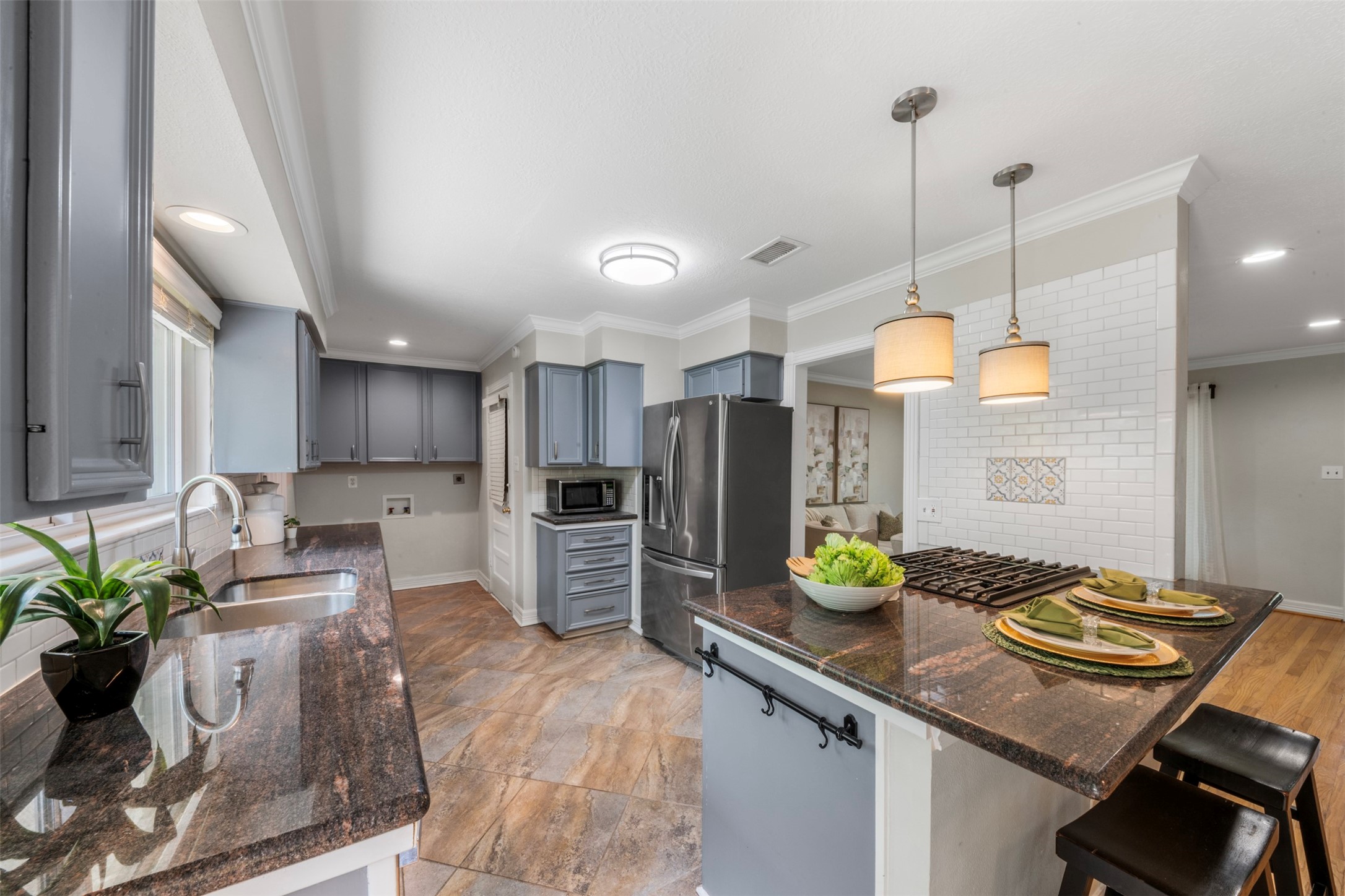 4307 Spellman Road Houston, TX 77035 - Photo 13 of 31 There is plenty of cabinet and counter space in this thoughtfully designed kitchen.