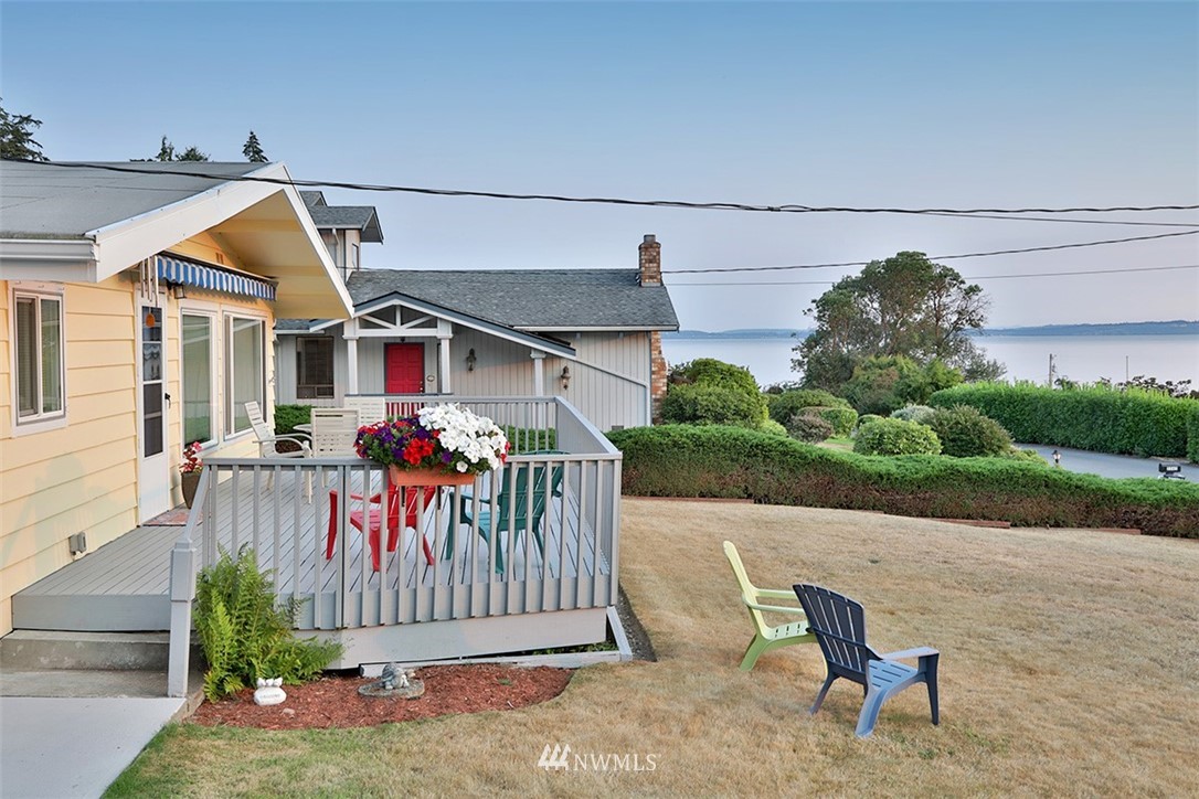 5559 Mutiny Sands Road Freeland, WA 98249 - Photo 2 of 23 Gallery Image 2