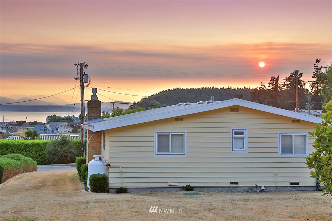 5559 Mutiny Sands Road Freeland, WA 98249 - Photo 4 of 23 Gallery Image 4