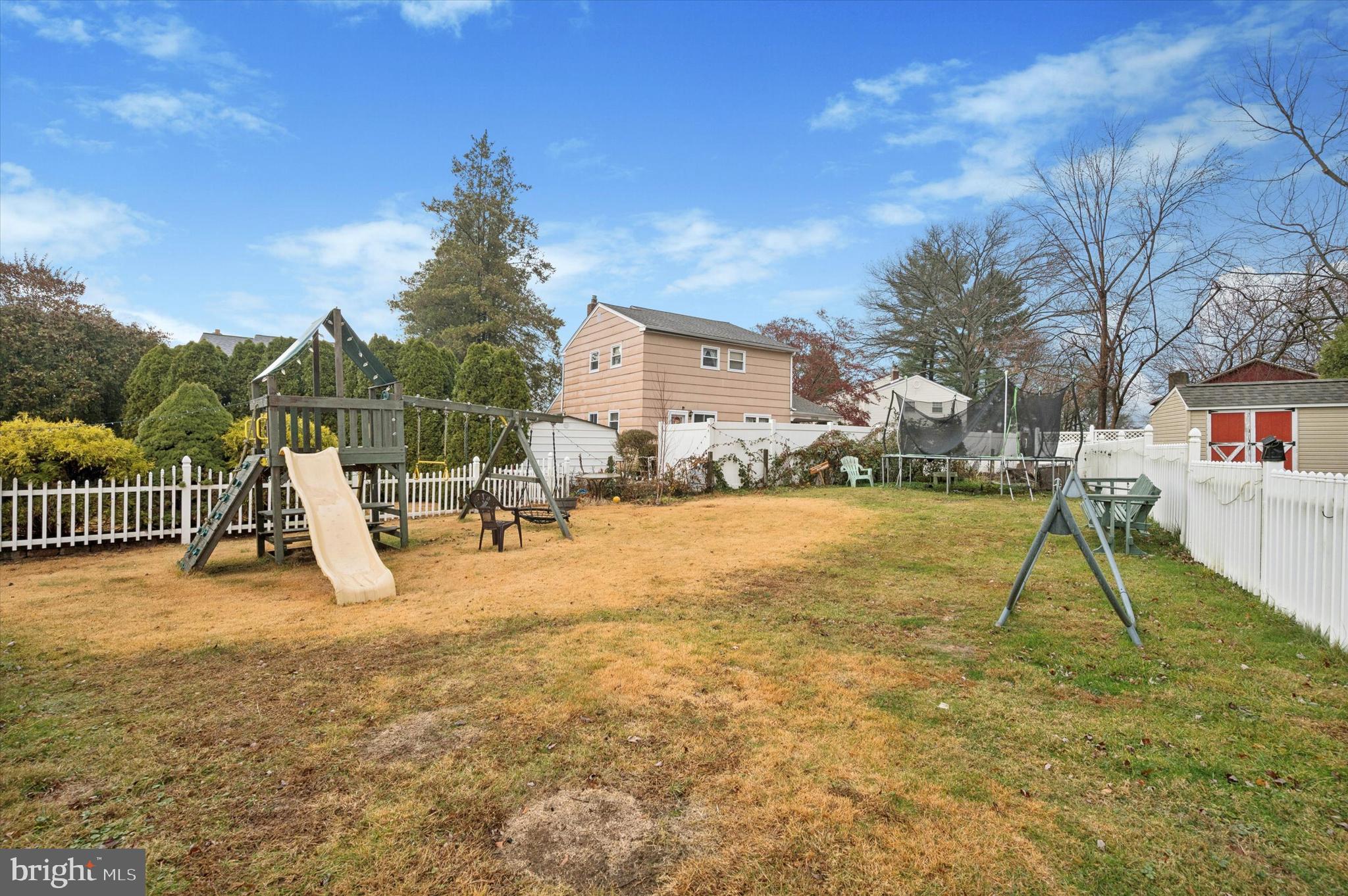 42 Colonial Road Havertown, PA 19083 - Photo 25 of 27 a view of a house with a yard