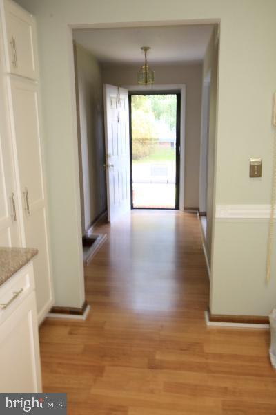 807 Lucky Road Severn, MD 21144 - Photo 5 of 6 FRONT FOYER