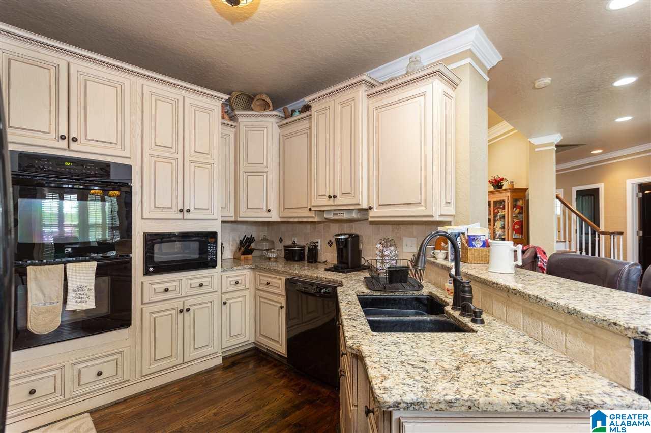 7 Lands End Lincoln, AL 35096 - Photo 2 of 43