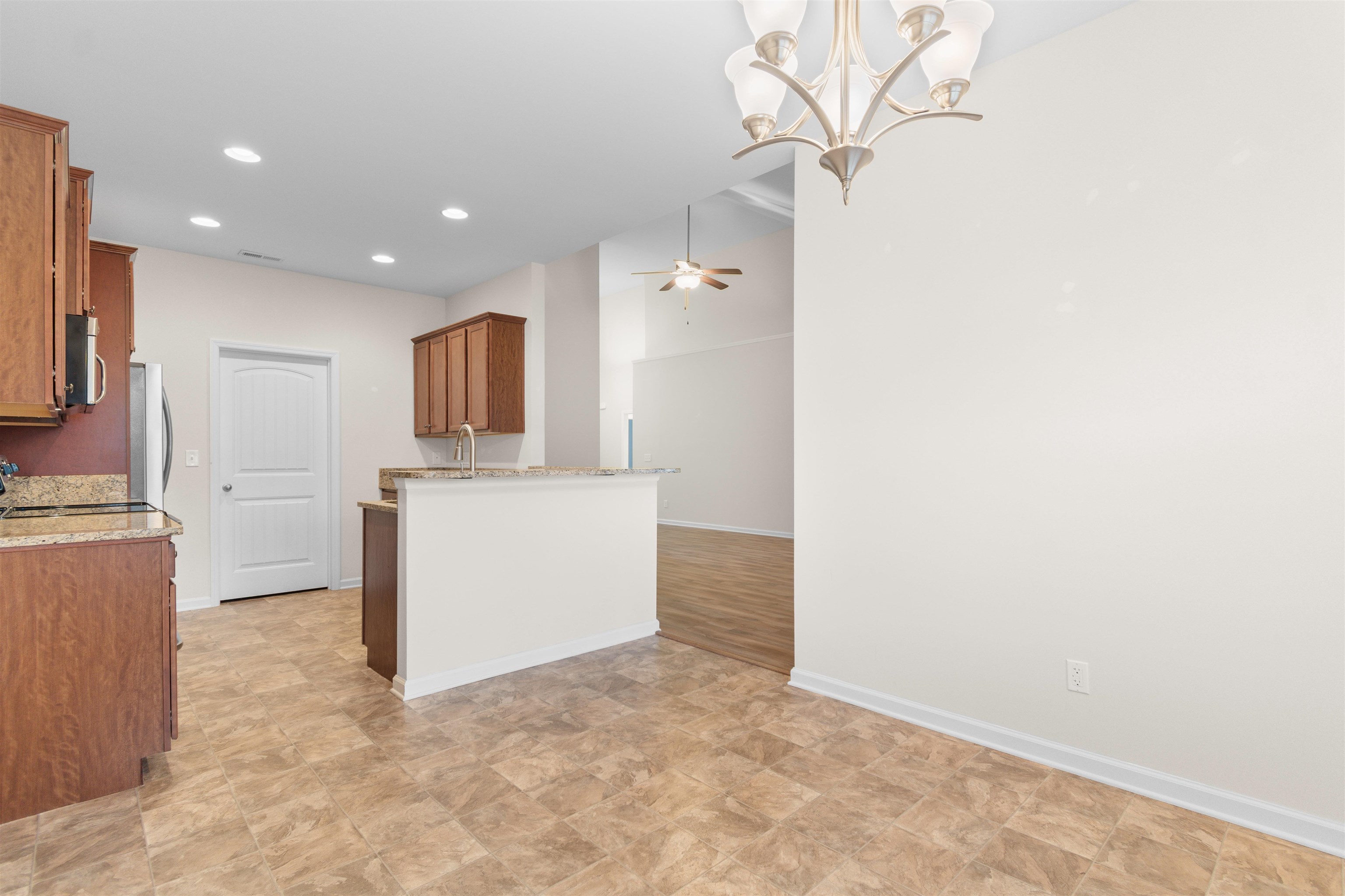 805 Payne Court Conway, SC 29526 - Photo 11 of 37
