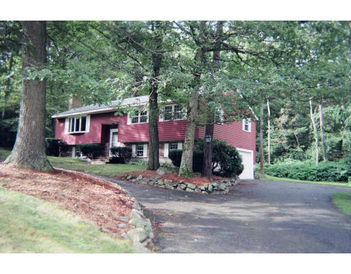 11 Bayberry Road Danvers, MA 01923 - Photo 1 of 17 Gallery Image 1