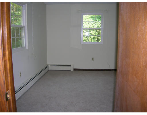 11 Bayberry Road Danvers, MA 01923 - Photo 13 of 17 Gallery Image 13
