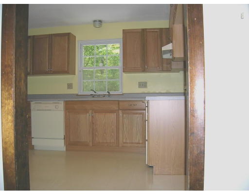 11 Bayberry Road Danvers, MA 01923 - Photo 8 of 17 Gallery Image 8