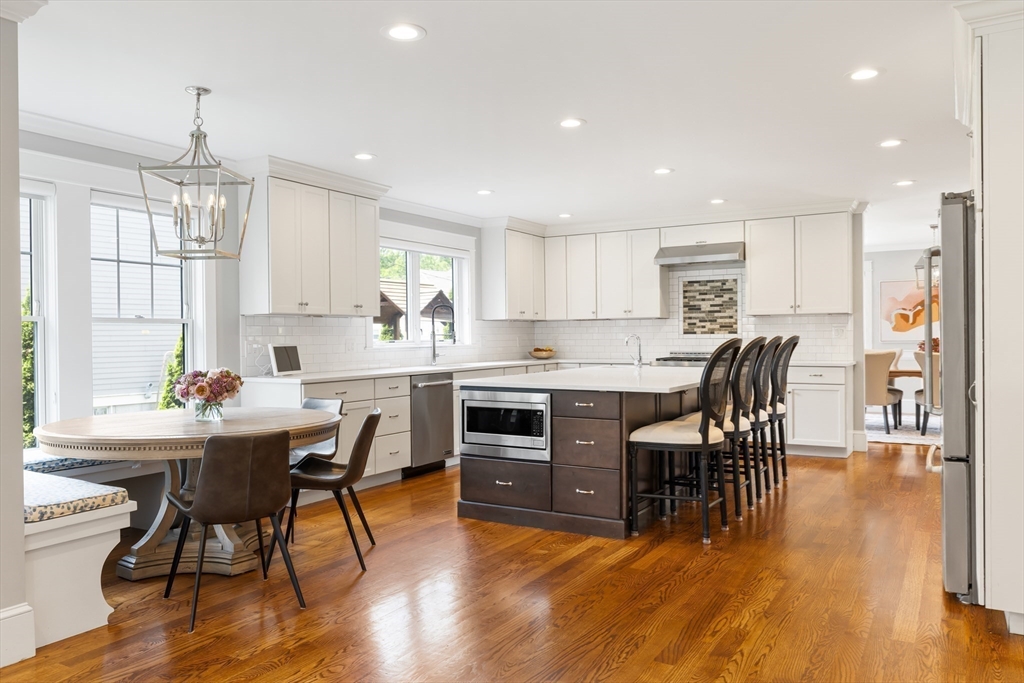 84 Nardone Road Needham, MA 02492 - Photo 6 of 36