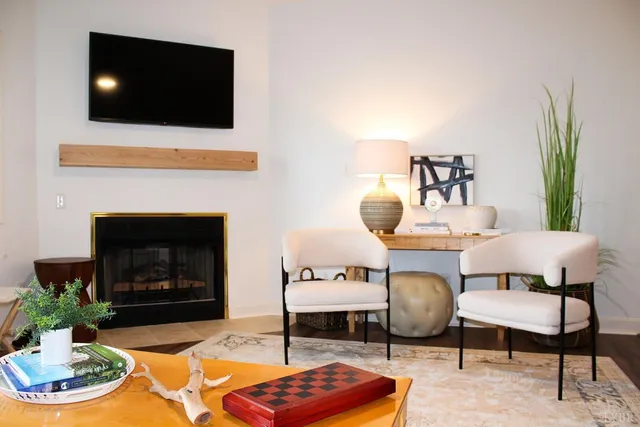 $399,500 | 1019 Mariners Way, Unit 30, Huddleston, VA 24104