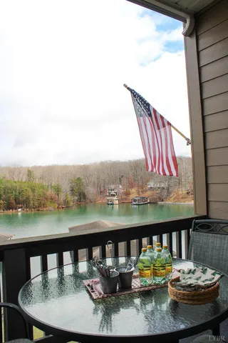 $399,500 | 1019 Mariners Way, Unit 30, Huddleston, VA 24104