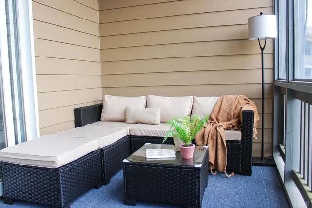 $399,500 | 1019 Mariners Way, Unit 30, Huddleston, VA 24104