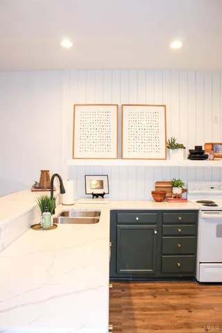 $399,500 | 1019 Mariners Way, Unit 30, Huddleston, VA 24104